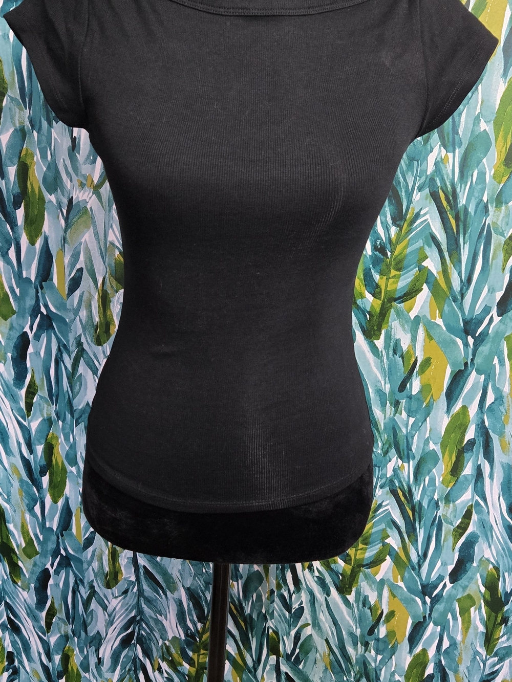 Nwot Zara Black Ribbed Crewneck Top